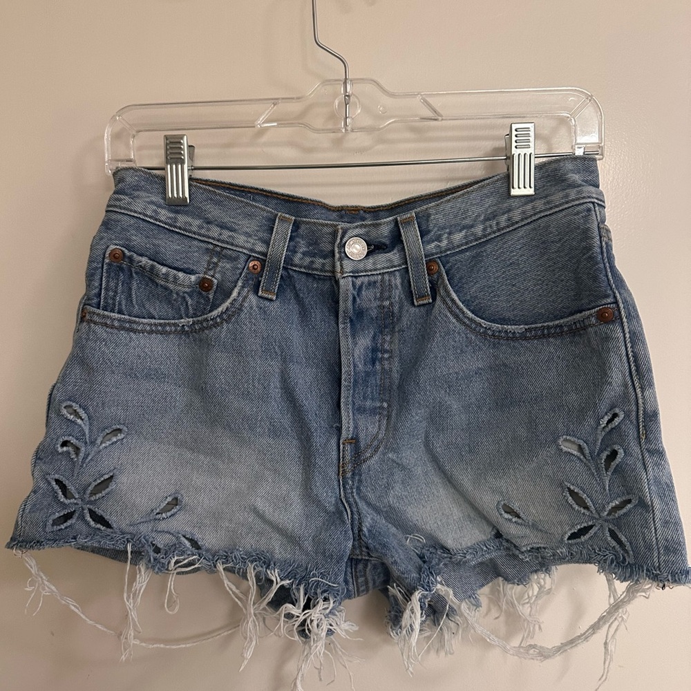 Levi’s shorts